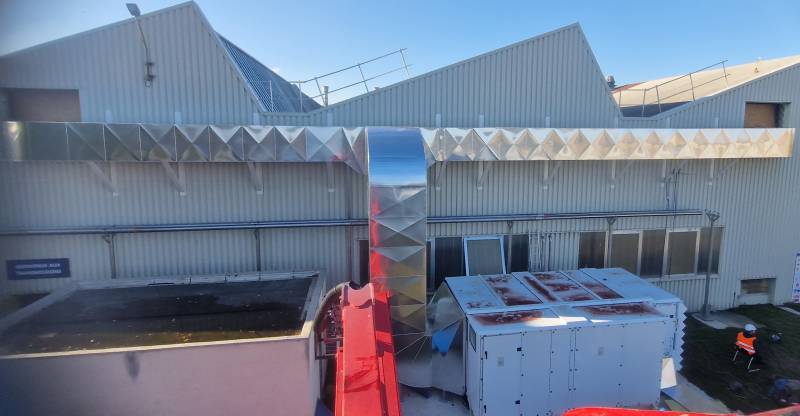 Calorifuge laine de verre 50 mm revêtue kraft aluminium finition tôle isoxal